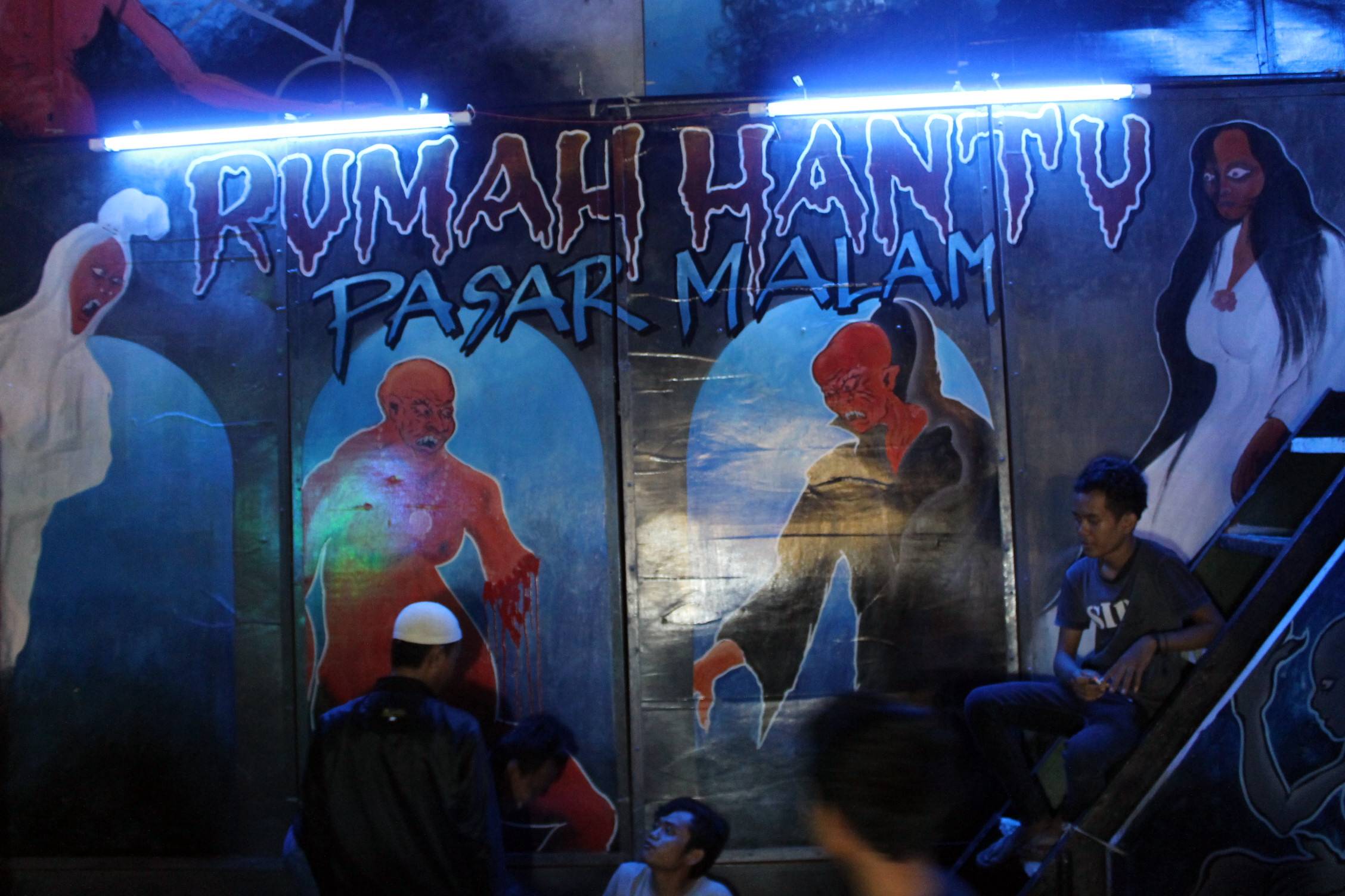 Serunya Kerlap kerlip Permainan di Pasar Malam Nostalgia 