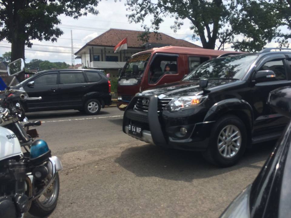 Mobil Ditabrak, Ditantang Duel Pula oleh Polisi Militer, Pria ini Tak Mau Menyerah Diintimidasi PM 3
