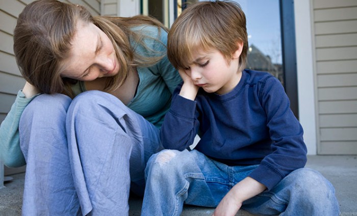 Ini 8 Tanda Stres Pada Anak yang Wajib Bunda Ketahui! 1