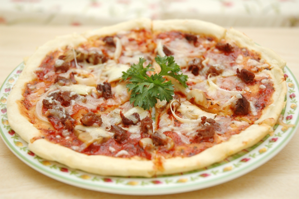 Resep Pizza Sederhana. Tertantang Membuatnya? 2