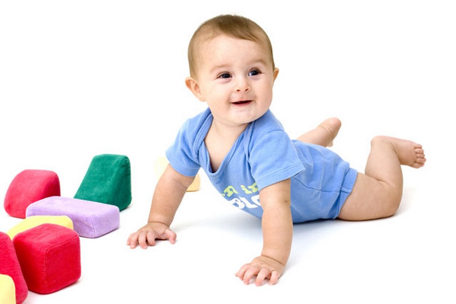 9 Aktivitas Sederhana Agar Bayi Cerdas 1